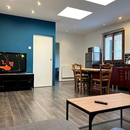 Appartement Calme Au Coeur Du Jardin Violaines Esterno foto
