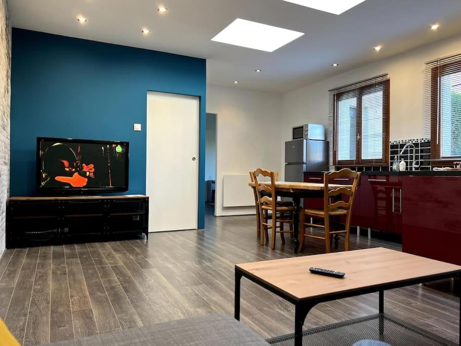 Appartement Calme Au Coeur Du Jardin Violaines Esterno foto